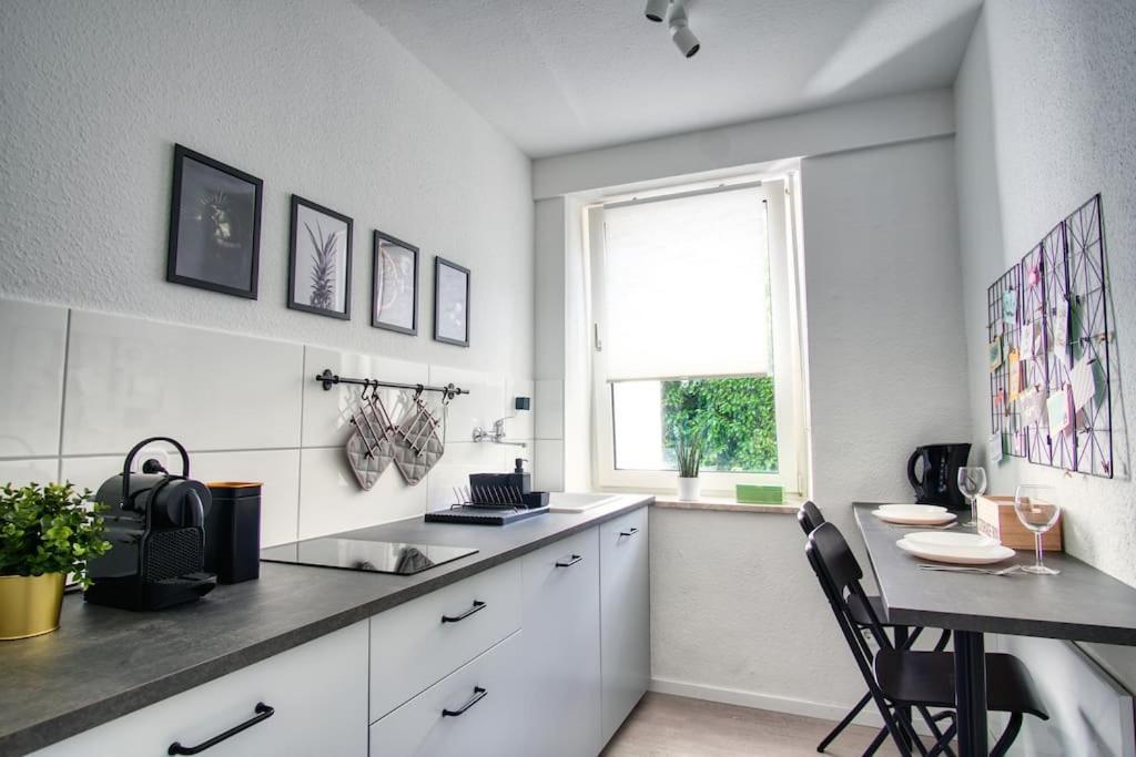 Spacestays Two-Room Suite Wifi Netflix Essen Esterno foto